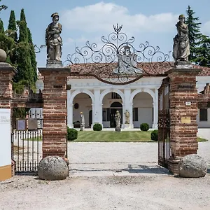 Pensjonat Le Di Ca Zenobio, Castagnole